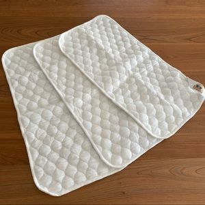 Changing Pad Liners